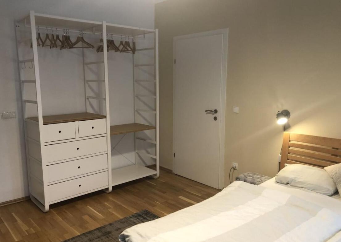 Appartement Grosse 4 Zimmer Wohnung. Schonbrunn-nahe! *