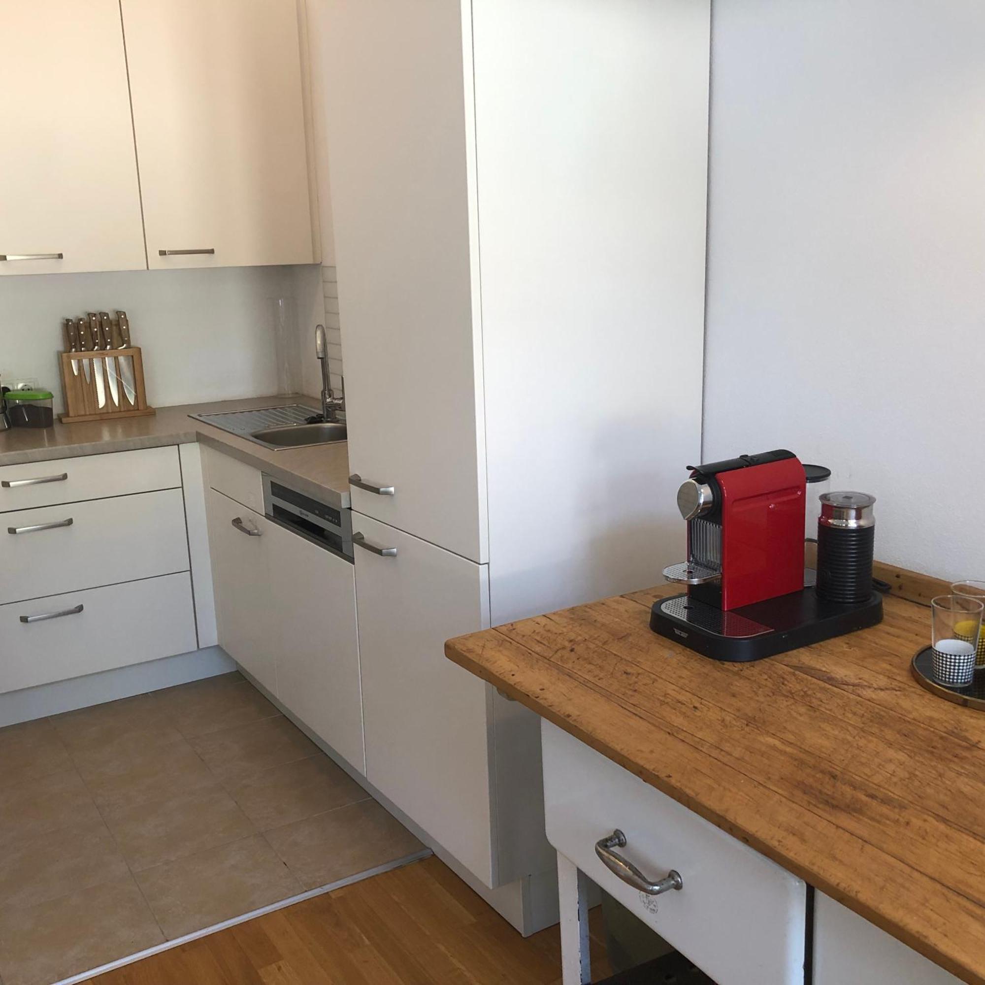 Grosse 4 Zimmer Wohnung. Schonbrunn-nahe! Appartement *