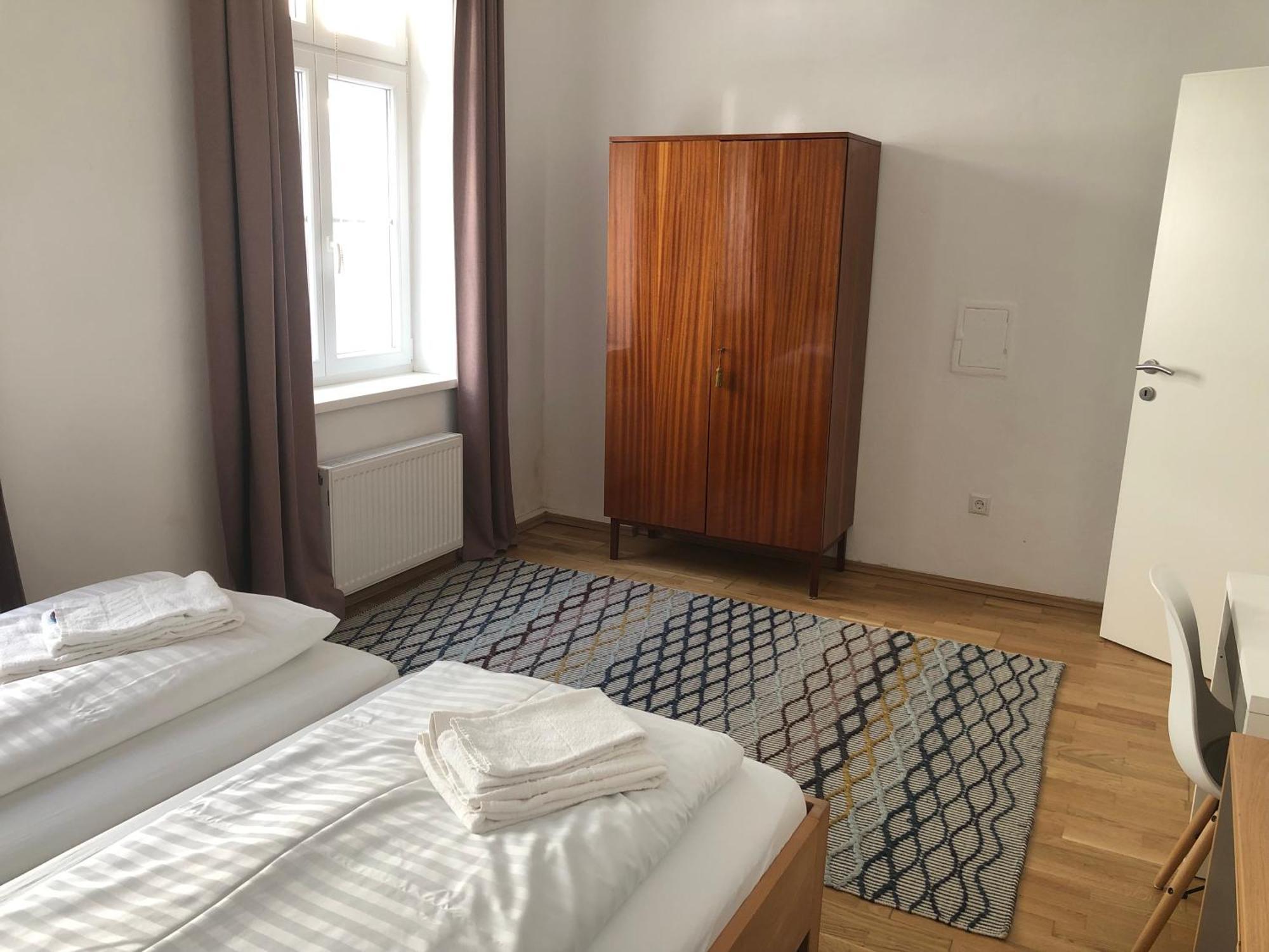 Appartement Grosse 4 Zimmer Wohnung. Schonbrunn-nahe! *